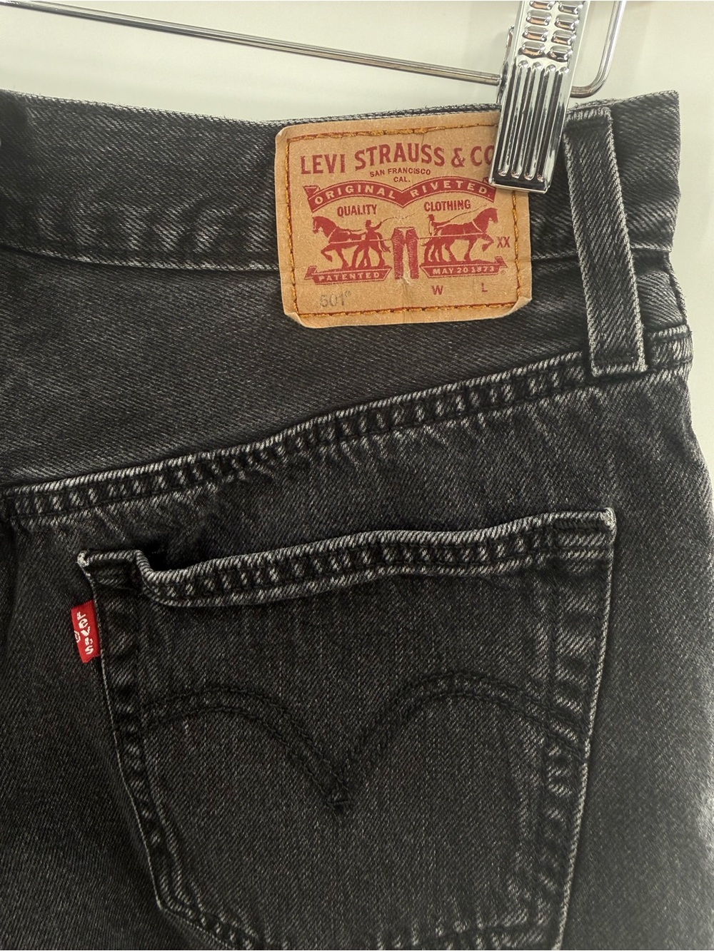 Levi’s 501 Cut Off Jean Shorts Classic Black Booty Shorts Button Fly Size 26 - Picture 8 of 12